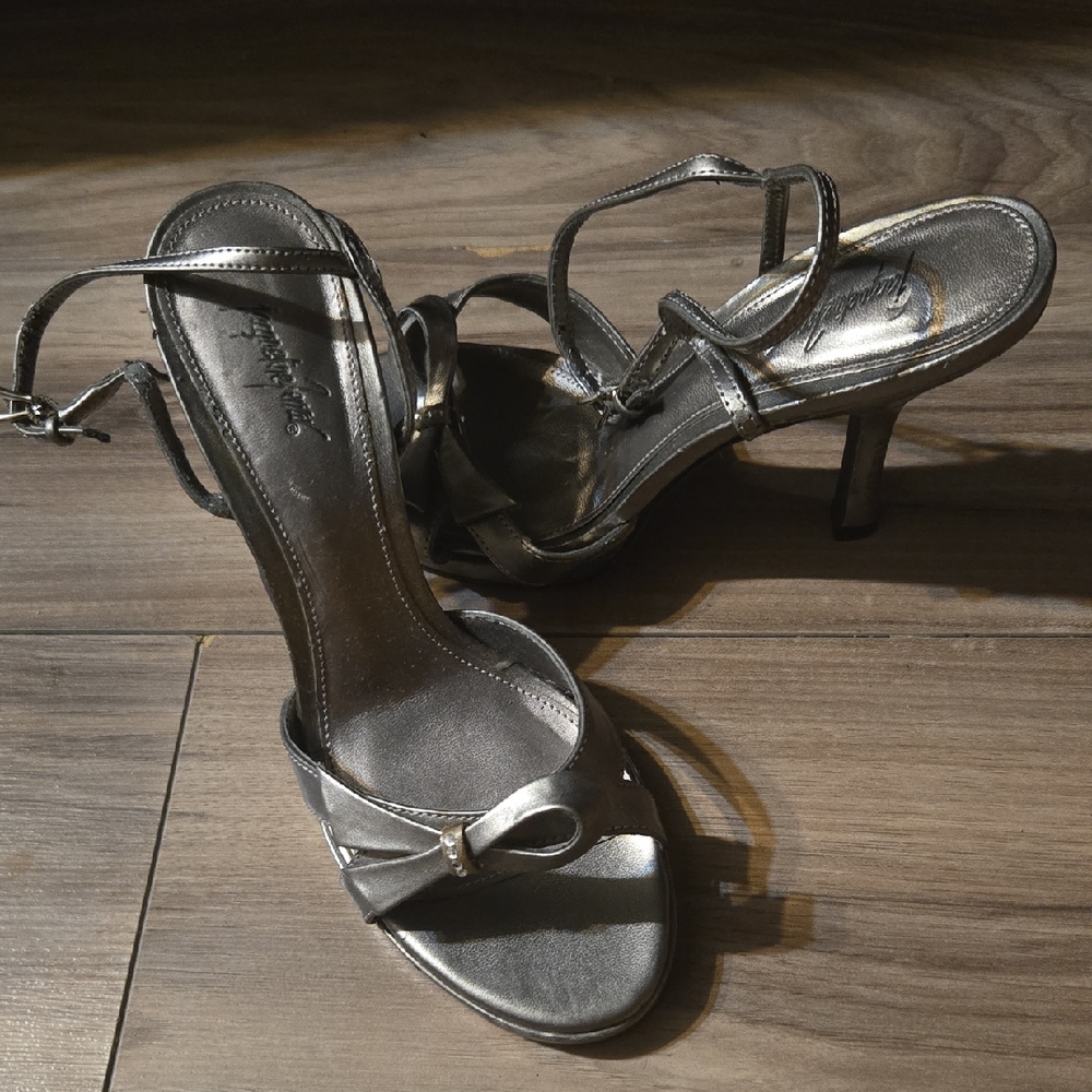 Jacqueline Ferrar Silver Bow-Strap Heeled Sandals